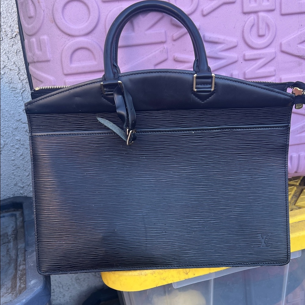 Louis Vuitton black
